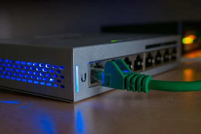 switch, netzwerk, technik, digital, schreibtisch, büro, it, edv, elektronik, internet, led, switch, switch, switch, switch, switch, edv, edv, edv. Wie IT-Dienstleister Support und Wartung dokumentieren sollten
